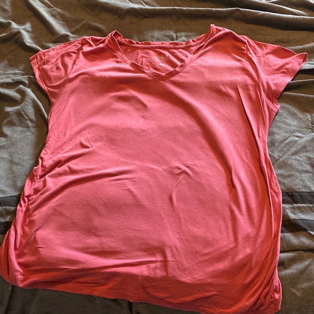Maternity tee